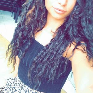 Meet your Posher, Adriana